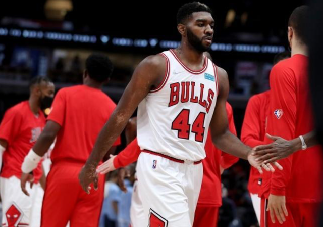 爱游戏全站-包含芝加哥公牛今夜调整名单，志在NBA常规赛名次提升，媒体盛赞，纪律约束更严格的词条-爱游戏全站